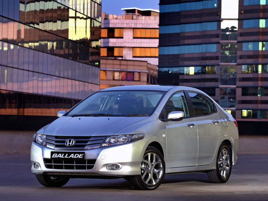  Honda Ballade 2011 года  (фото 7 из 21)